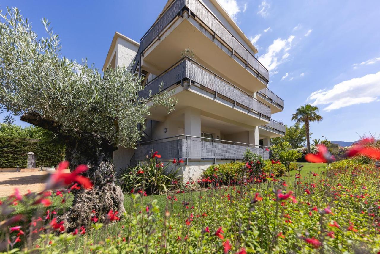 Apartaments Terraza - Salatà Mar Roses Exterior foto
