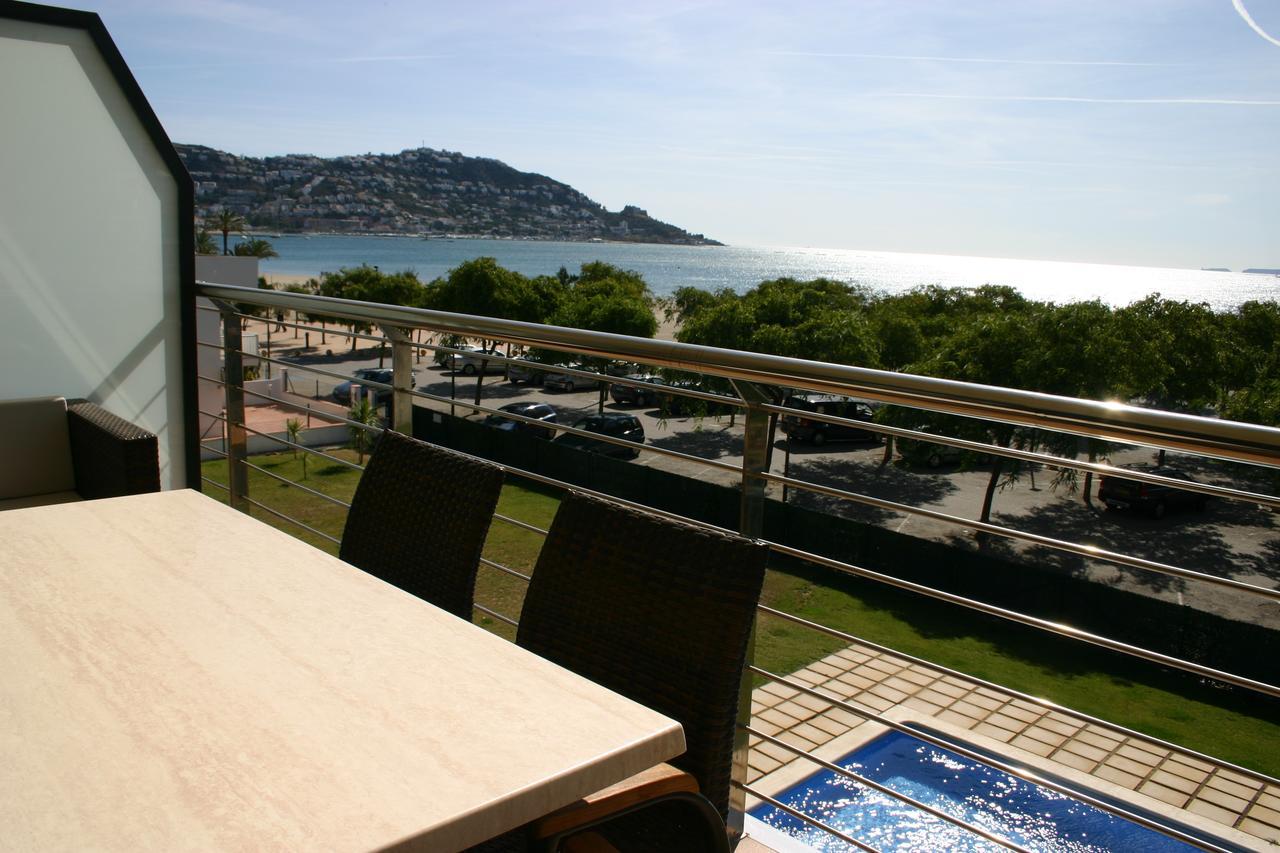 Apartaments Terraza - Salatà Mar Roses Quarto foto